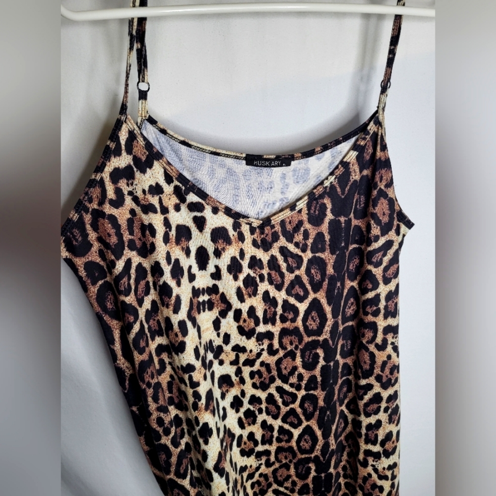 EUC cheetah print maxi dress